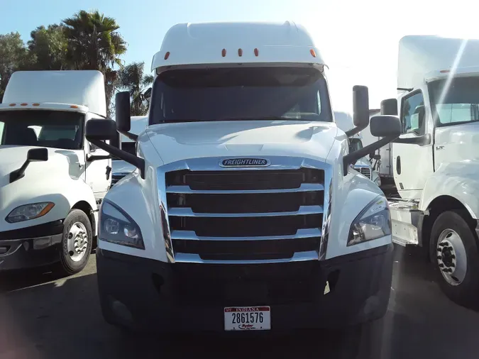 2019 FREIGHTLINER/MERCEDES NEW CASCADIA PX12664