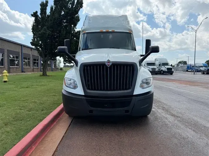 2022 INTERNATIONAL LT625