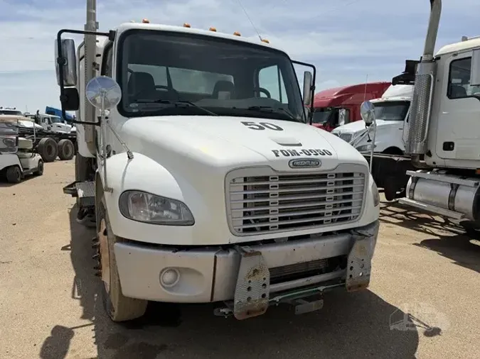 2007 FREIGHTLINER BUSINESS CLASS M2 106