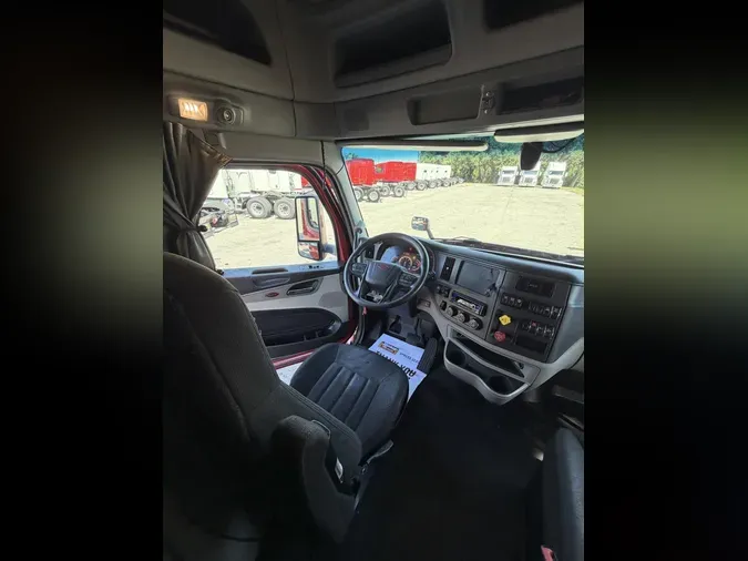 2022 Peterbilt 579