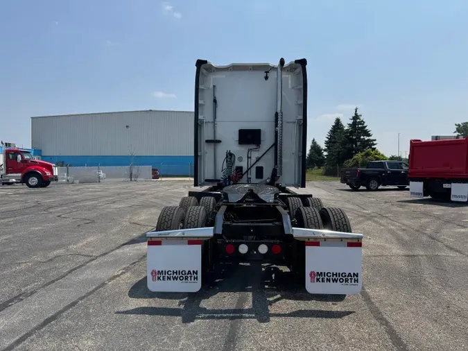 2022 Kenworth T680