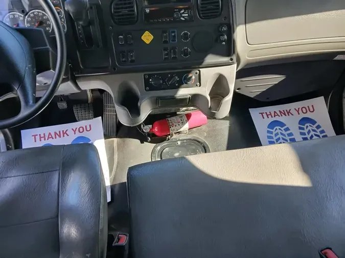 2020 FREIGHTLINER/MERCEDES M2 106e63a871fa2dcbe9ea2db07af7badcb2b