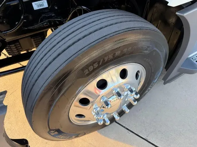 2023 Freightliner Cascadia