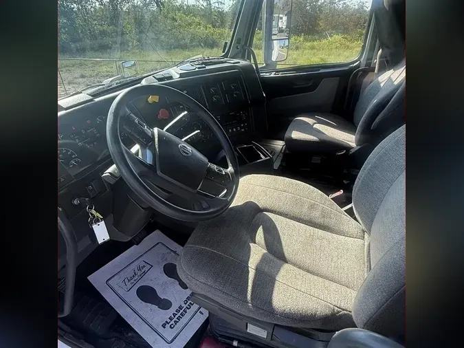 2021 VOLVO VNR740e63de5f826752820bebc7c2ef34de0c3