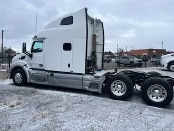 2021 Peterbilt 579