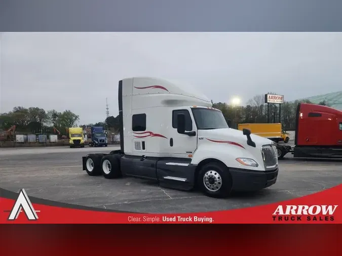 2022 INTERNATIONAL LT