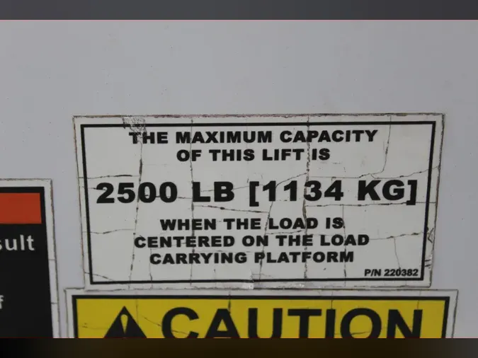 2020 Peterbilt 330e640cb6f65a5338918c8f490e48d2eca