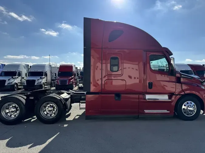 2021 Freightliner Cascadia&reg;