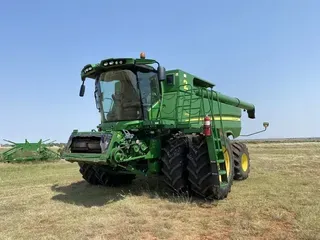 2014 John Deere S680
