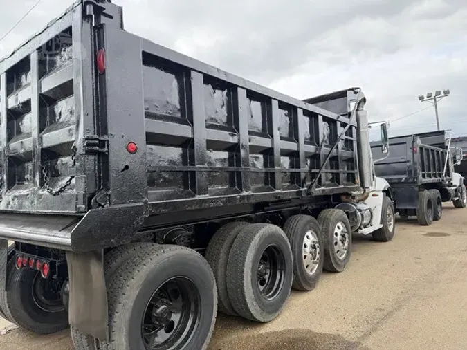 2005 FREIGHTLINER BUSINESS CLASS M2 112