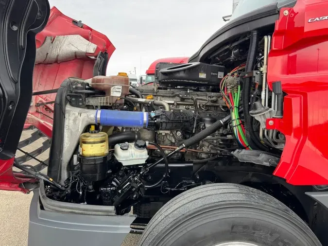 2022 FREIGHTLINER Cascadia 126