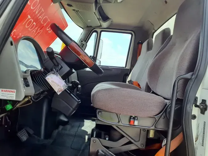 2019 NAVISTAR INTERNATIONAL 4300
