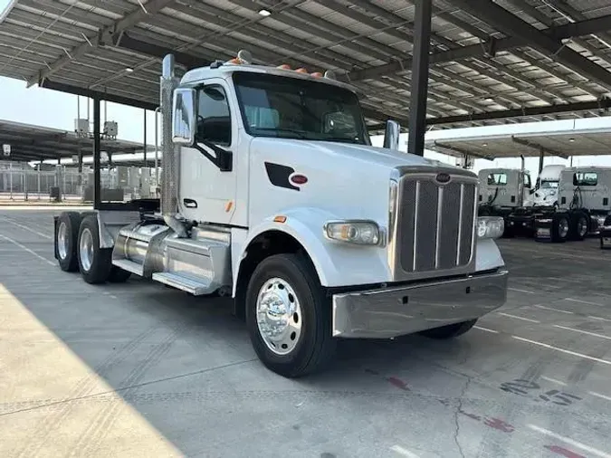2019 Peterbilt 567