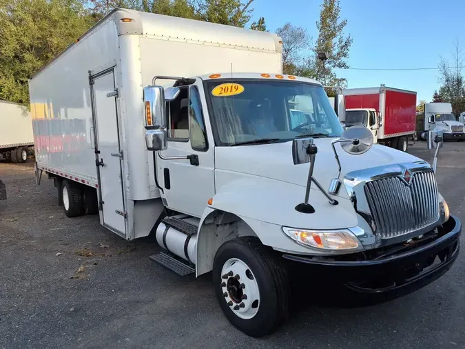 2019 NAVISTAR INTERNATIONAL 4300 SBA