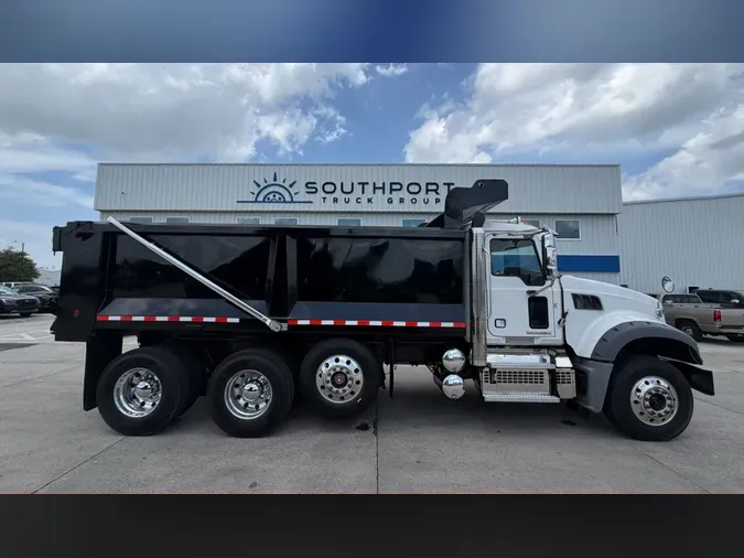 2018 Mack GU (Granite)