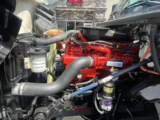 2021 International LT625