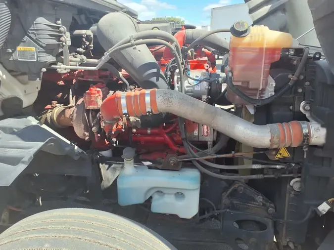 2019 NAVISTAR INTERNATIONAL LT625 DAYCAB T/A