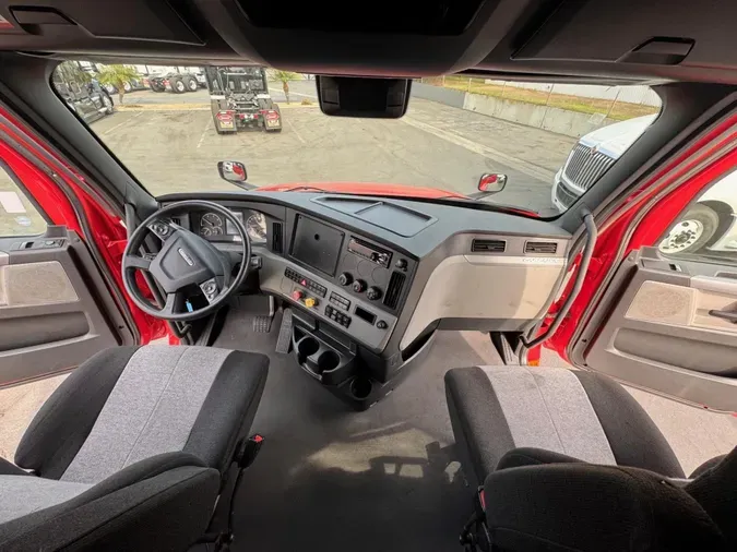 2021 Freightliner Cascadia