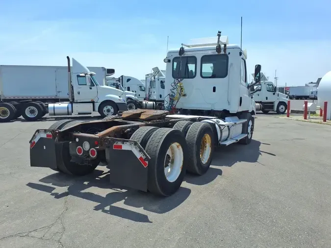 2019 FREIGHTLINER/MERCEDES NEW CASCADIA 116e65199923132354351e13c67b2c18fd5