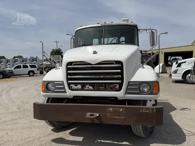2007 MACK GRANITE CV713