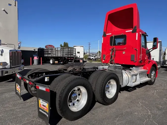 2020 Peterbilt 579