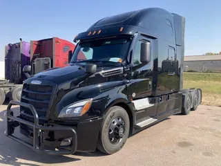 2022 Freightliner New Cascadia