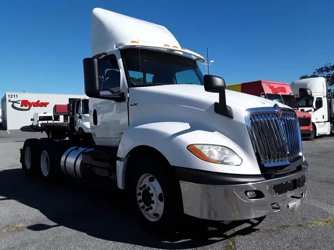 2018 NAVISTAR INTERNATIONAL LT625 DAYCAB T/A