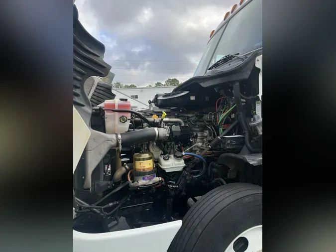 2018 FREIGHTLINER/MERCEDES CASCADIA 125