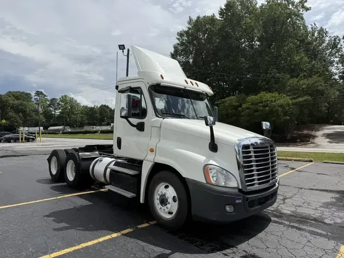 2018 FREIGHTLINER CASCADIA 125