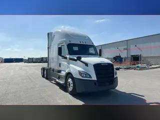 2022 Freightliner Cascadia 126
