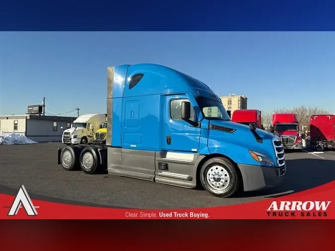 2022 FREIGHTLINER CA126