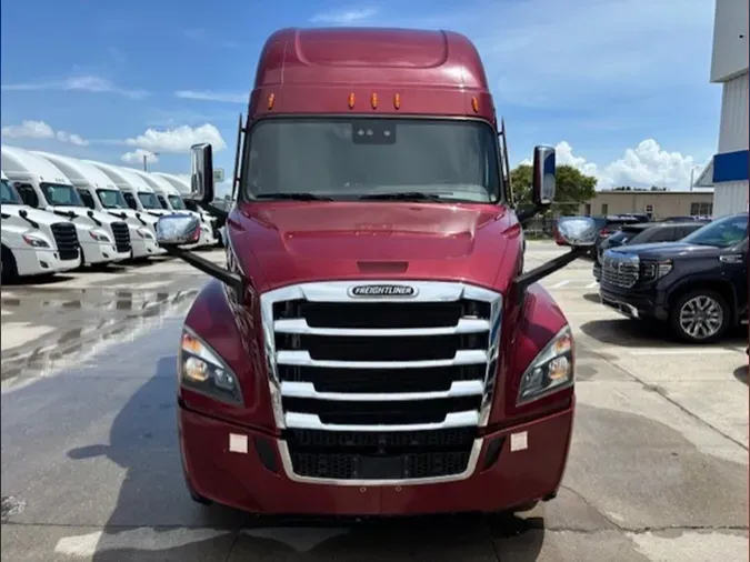 2021 Freightliner PT126SLP