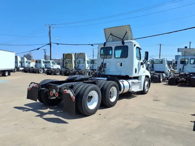 2020 FREIGHTLINER/MERCEDES CASCADIA 125e6672c49819f4e7c2429c47e2f9c1278