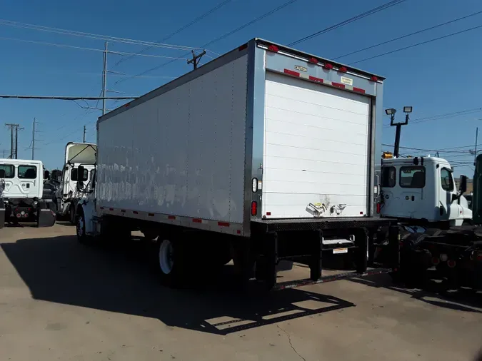 2016 FREIGHTLINER/MERCEDES M2 106