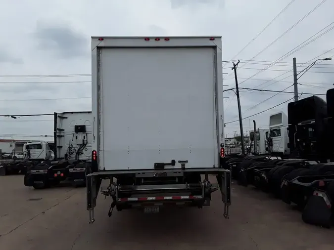 2018 FREIGHTLINER/MERCEDES M2 106