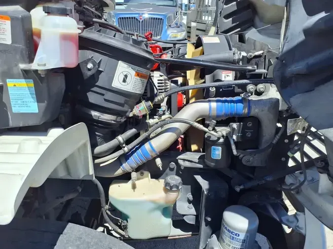 2018 FREIGHTLINER/MERCEDES M2 106