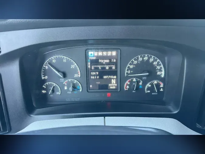 2022 Freightliner Cascadia 126