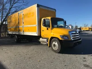 2017 HINO TRUCK 268