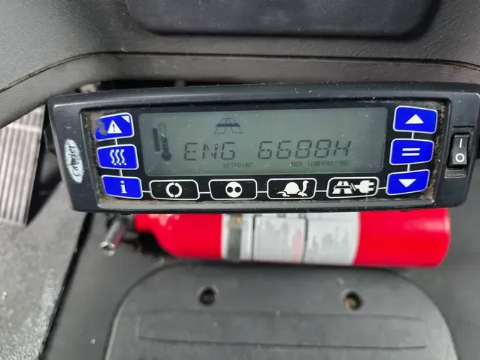 2019 FREIGHTLINER/MERCEDES M2 106