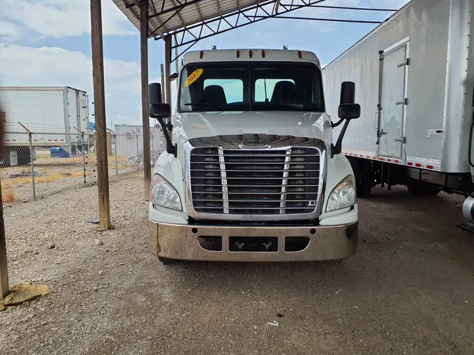 2017 FREIGHTLINER/MERCEDES CASCADIA 125