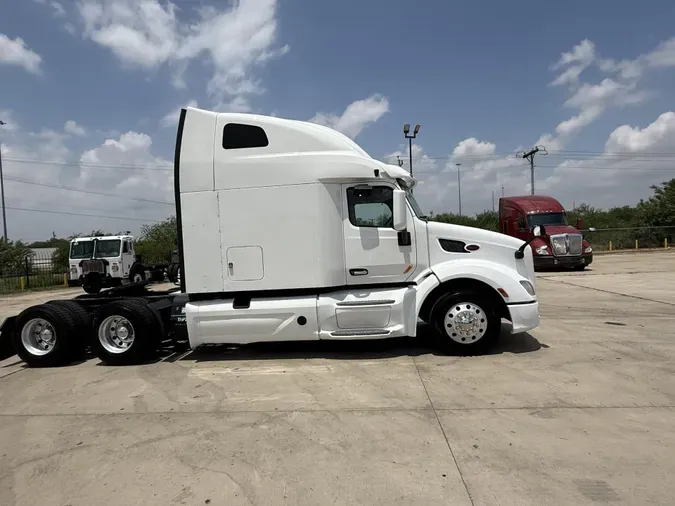 2022 Peterbilt 579