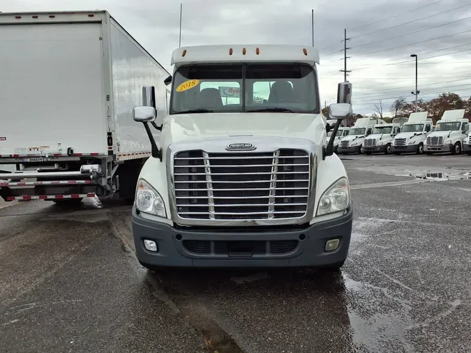 2018 FREIGHTLINER/MERCEDES CASCADIA 125