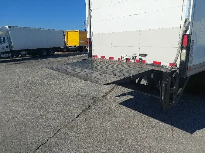 2011 HINO TRUCK 268