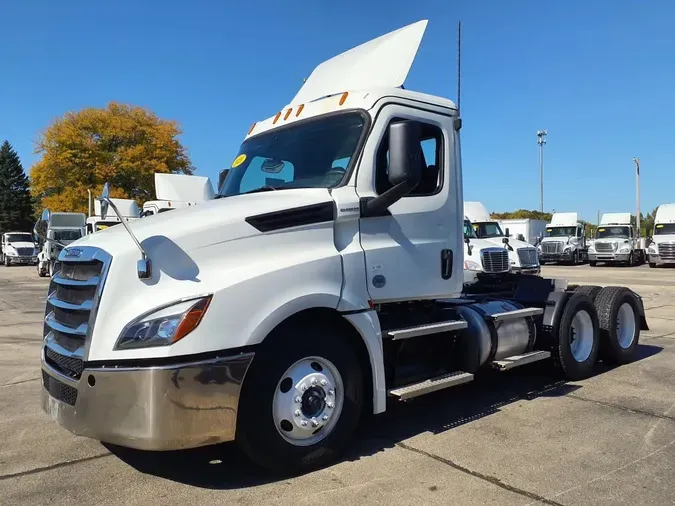 2020 FREIGHTLINER/MERCEDES NEW CASCADIA PX12664e686309b631a545dfea3342d7f85855d
