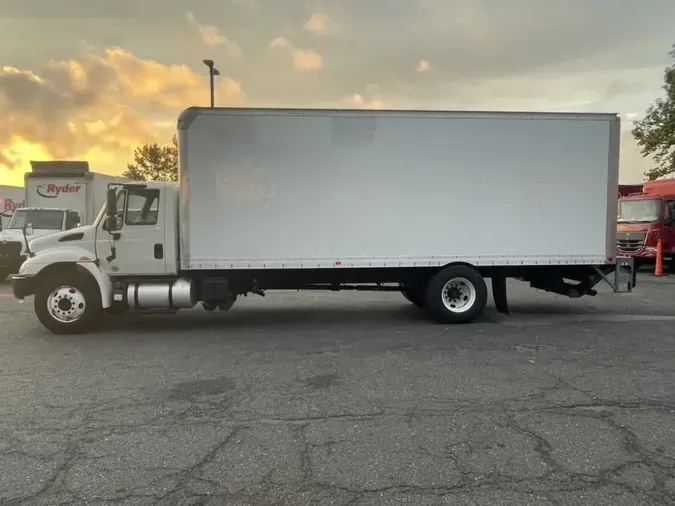 2018 NAVISTAR INTERNATIONAL 4300 LP