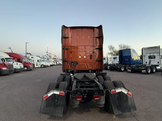 2022 International LT625e68cd4f769fd7f749638d00b119e81a3