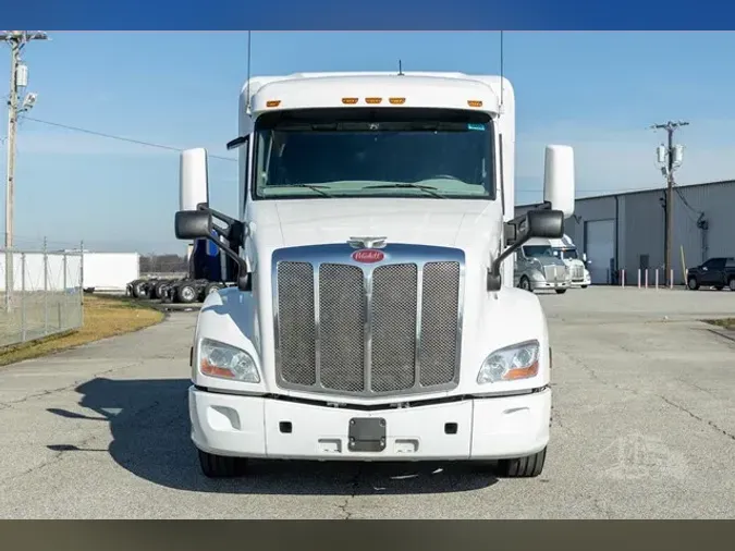 2019 PETERBILT 579