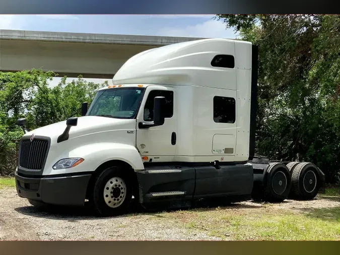 2021 INT LT625 6x4