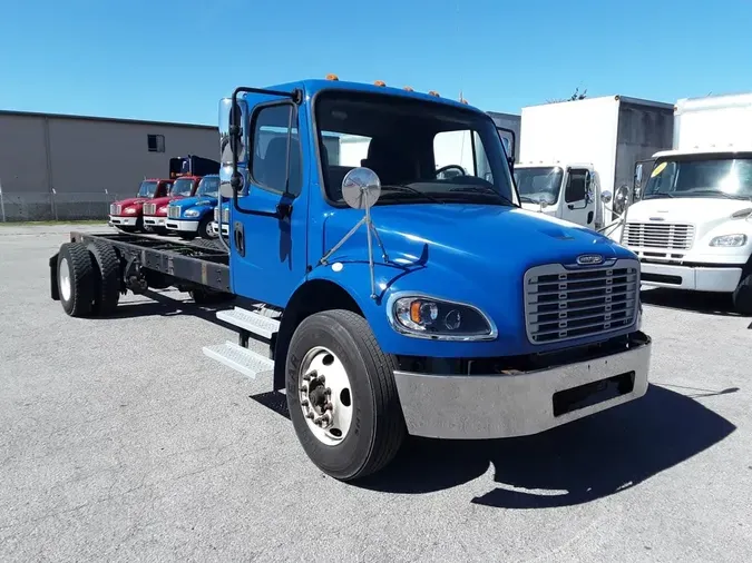 2020 FREIGHTLINER/MERCEDES M2 106e6a08d871a83e8bd30fac8b03270976e