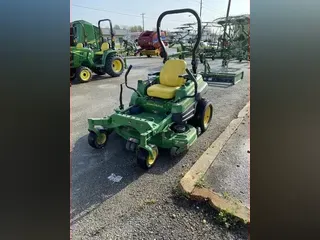 2011 John Deere Z925A